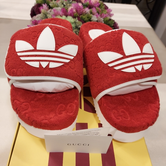 Gucci x Adidas Slides - Picture 1 of 8